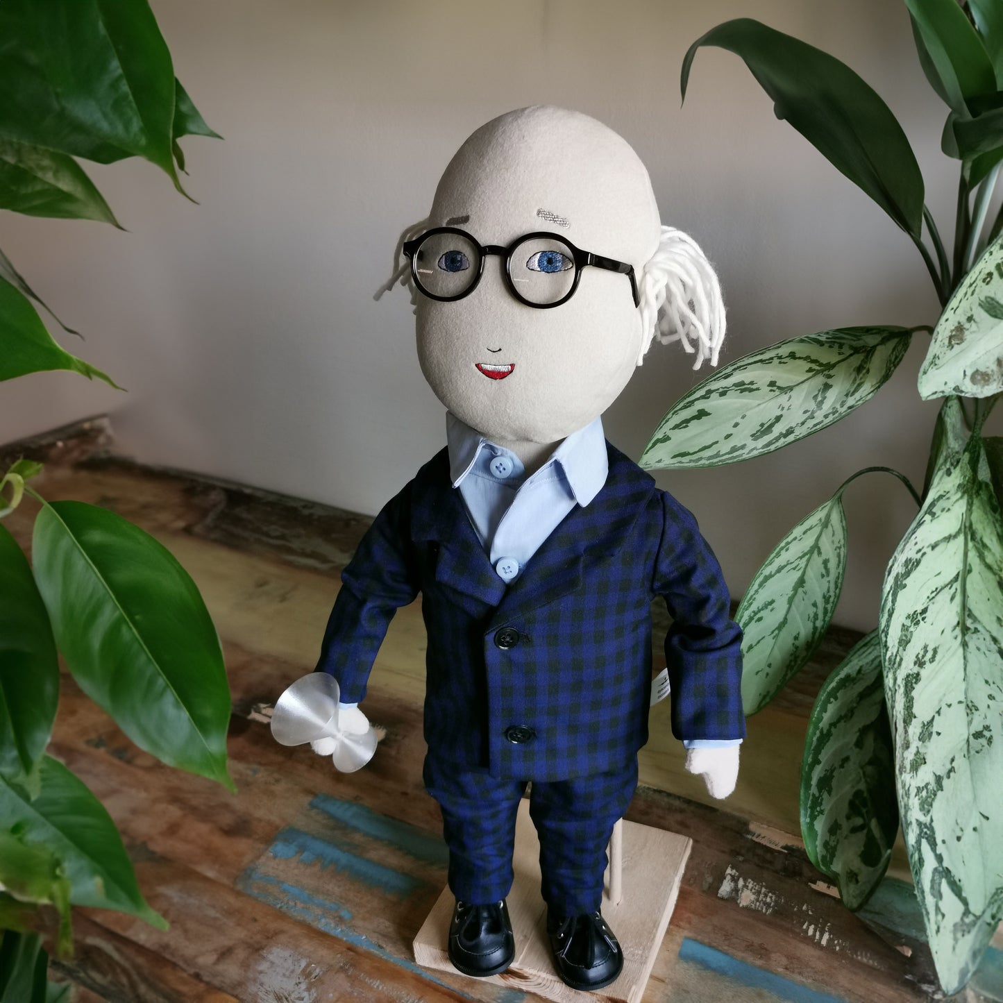 Custom Doll replica, portrait doll in three piece suit, plush doll portrait of your father, boss selfie business mini-me, 50 cm