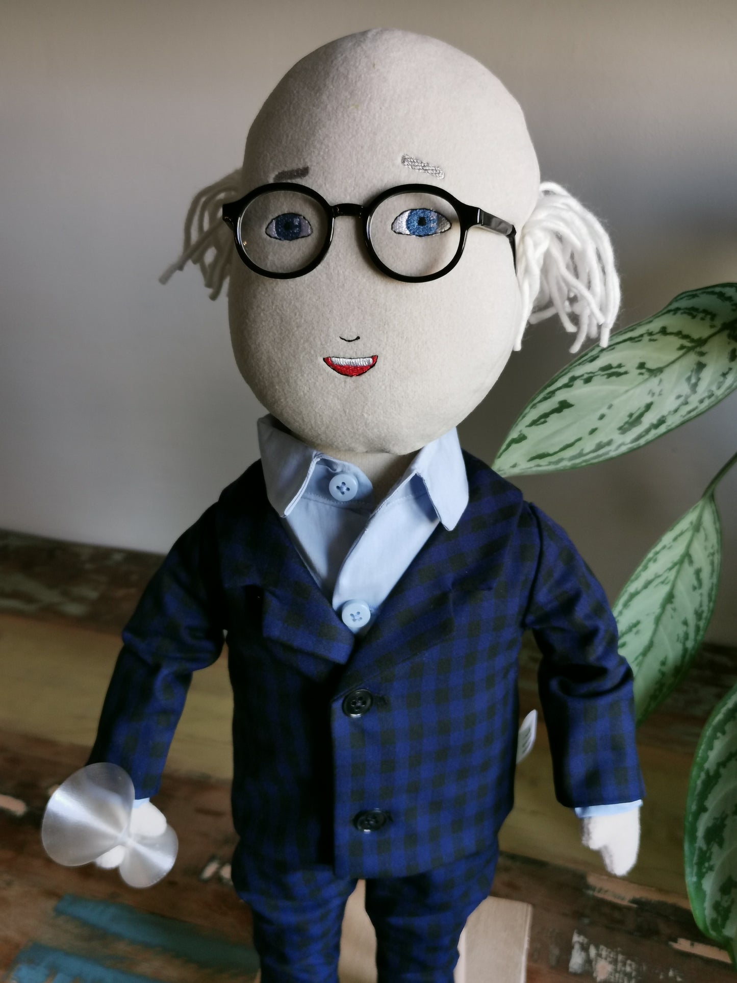 Custom Doll replica, portrait doll in three piece suit, plush doll portrait of your father, boss selfie business mini-me, 50 cm