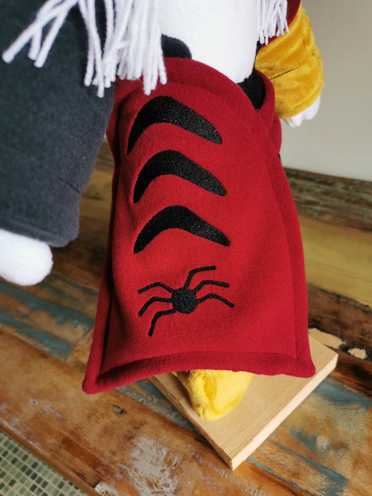 Kain Plush, Blood Omen - Legacy of Kain replica plush, Custom plush vampire inspired by Blood Omen Game, Kain custom plush doll 55 cm