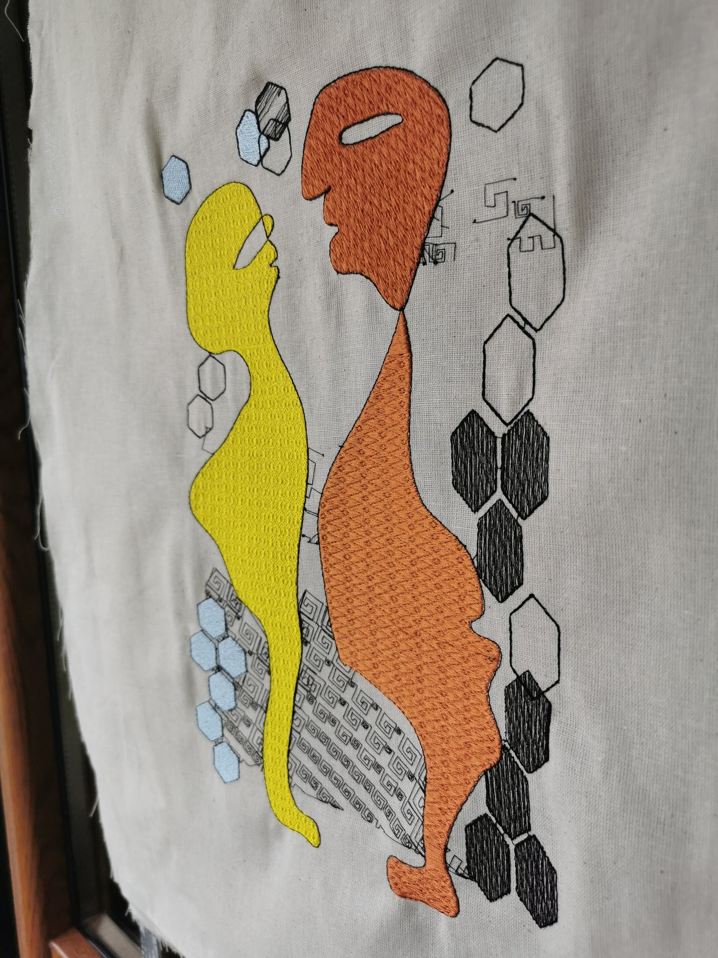 Sunset Dialogues: An Embroidered Tapestry of Timeless Conversations