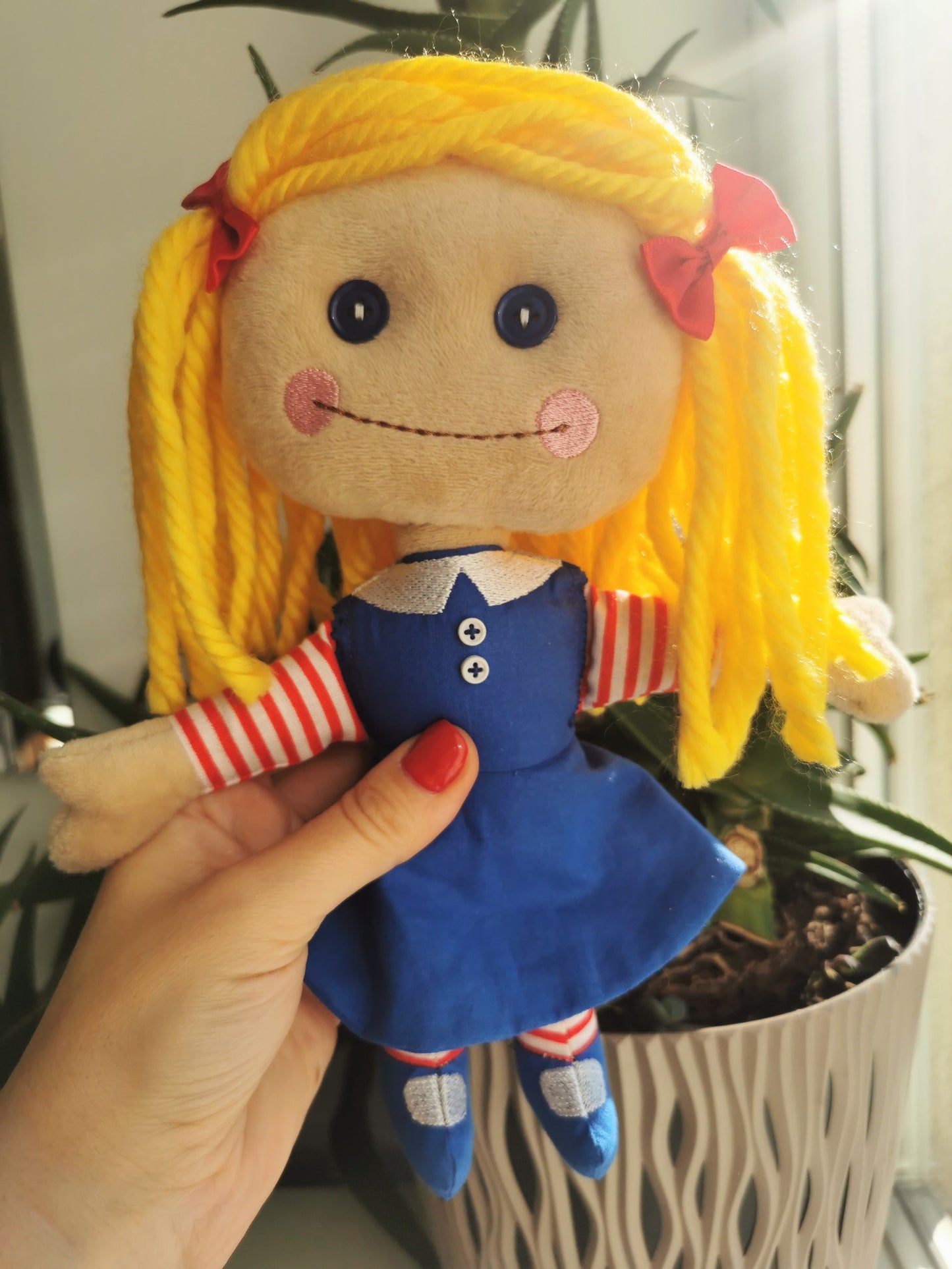 Custom Blonde Janie Doll plush based on Toy Story, Toy Story 2 replica of Janie Doll, Sid's room doll, 23 cm