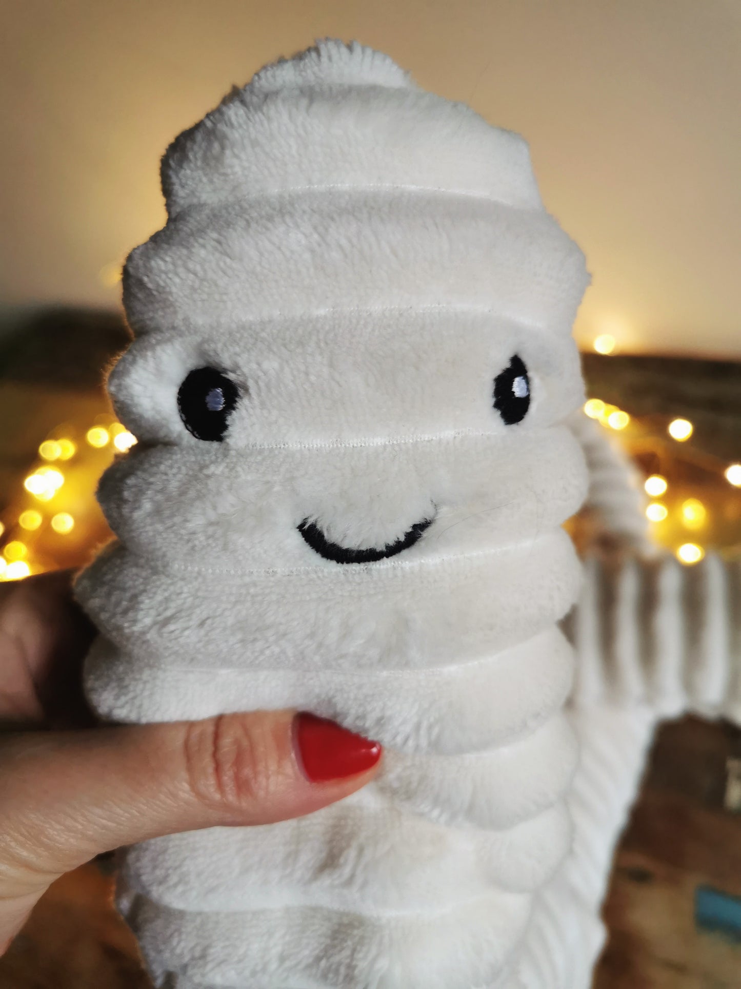 Soft and Snuggly 160cm Giant Earthworm Plush – Perfect for Cuddles!