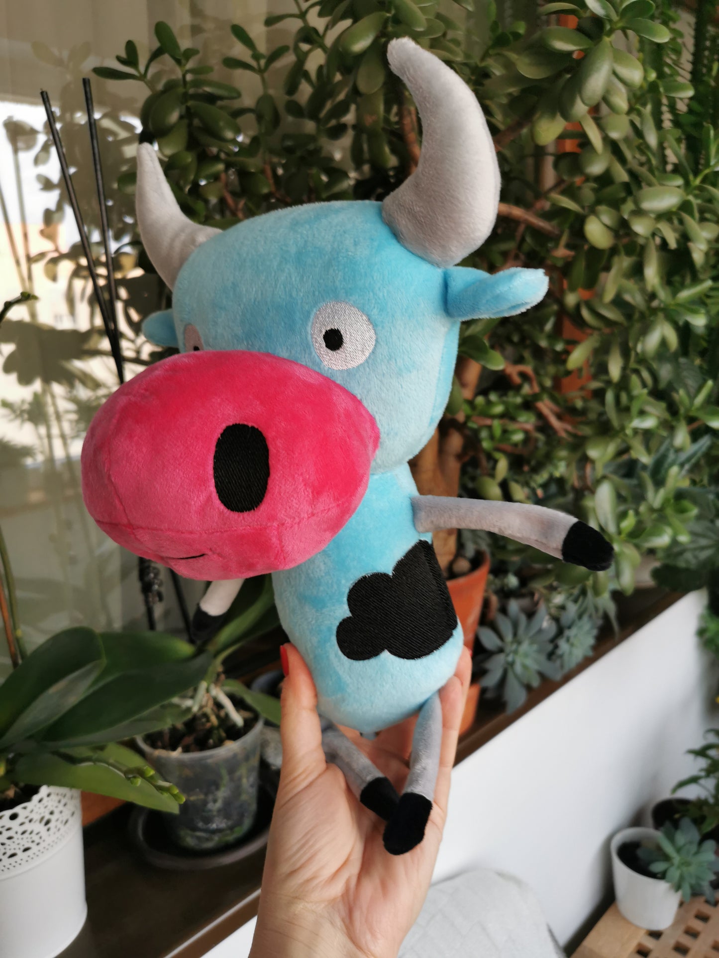 Custom cow plush inspired by Facebook sticker Moohan, 30 cm