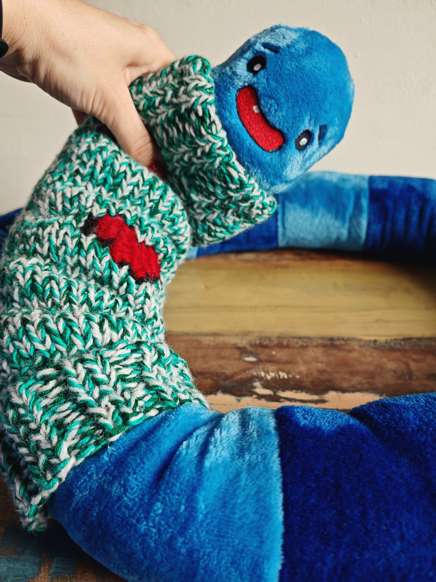 Giant smiling worm plush dressed in knitted turtleneck, funny fantasy odd critter, fun home decor, blue Worm with embroidered heart, 200cm