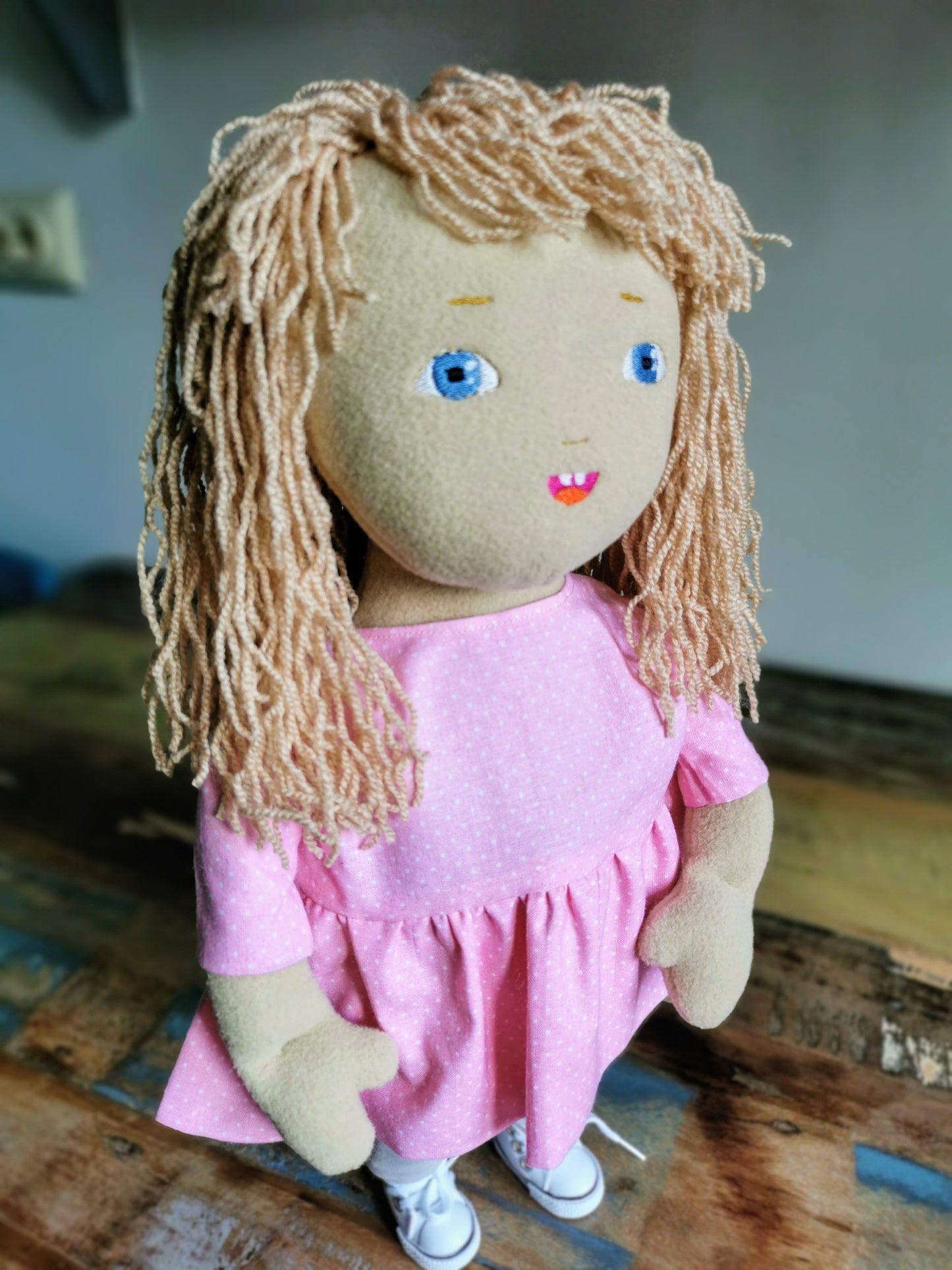Custom Doll from Photo to Plush, custom dolls from photo, dolls of people, replica of people, plush selfie doll from photo, figurine mini-me