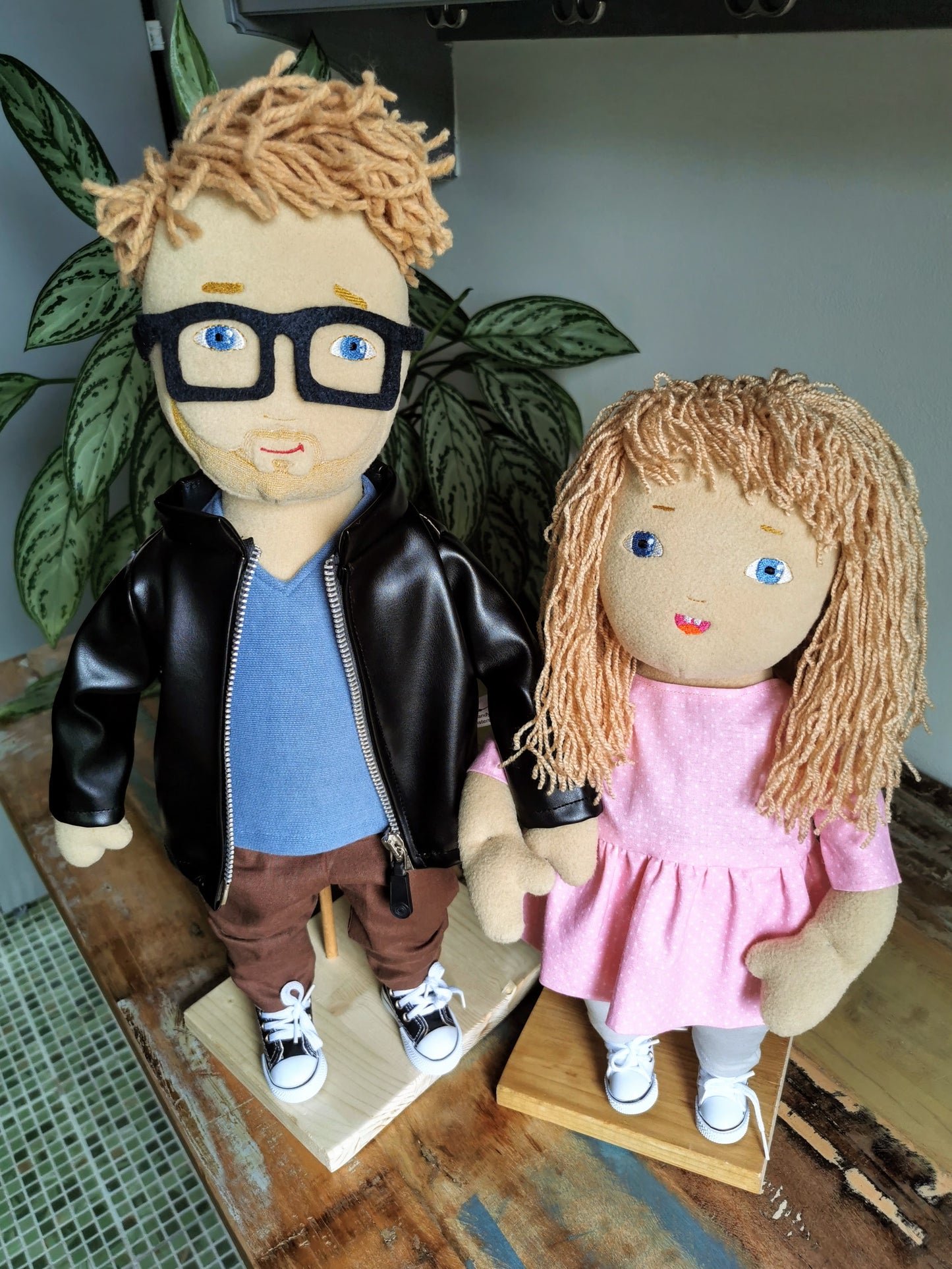 Personalized family fabric dolls, custom family portrait cloth dolls, art dolls, unique son daughter parents anniversary birthday gift 50 cm