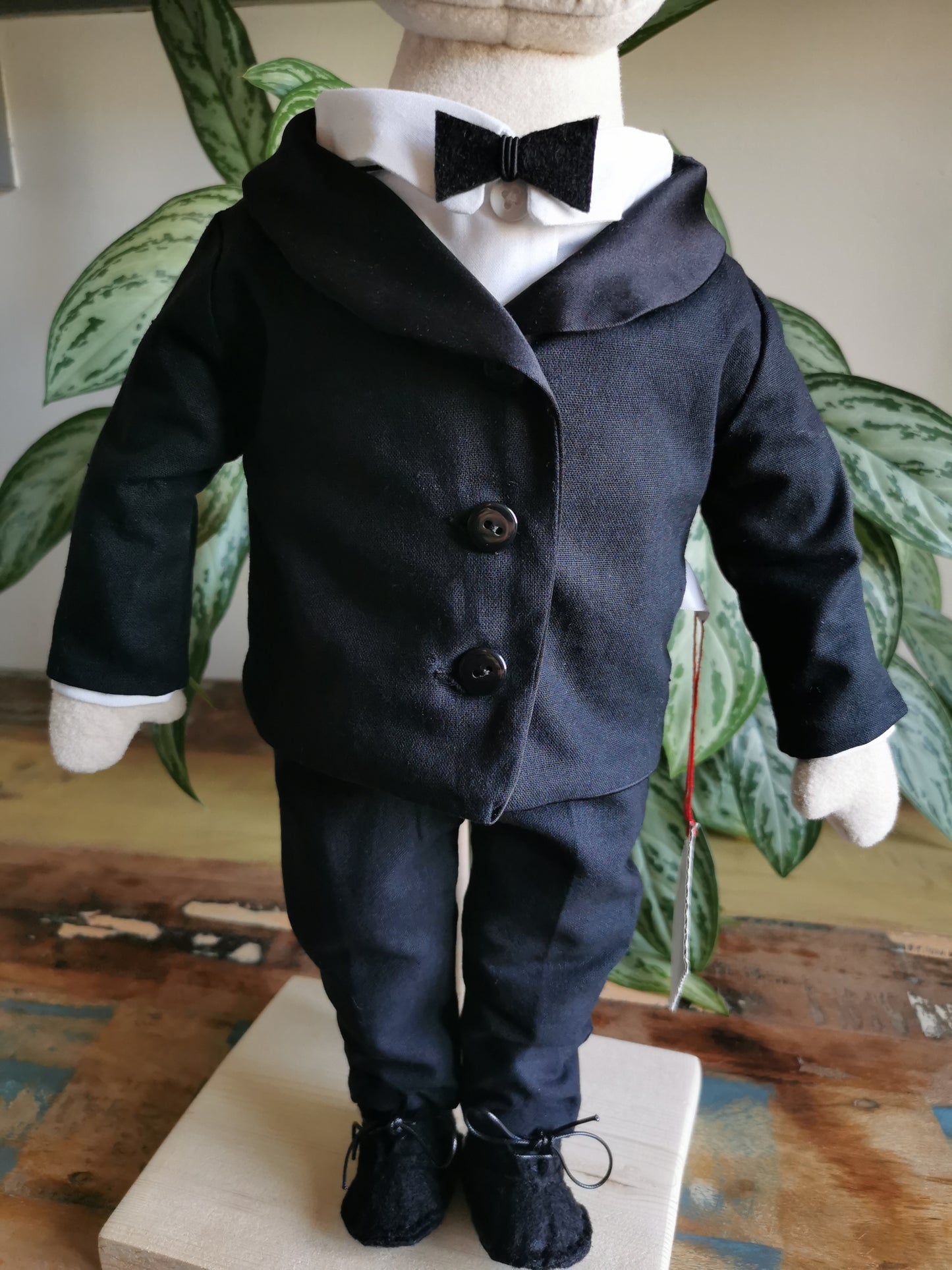 Custom Dolls from Wedding to Plush, 2 dolls of Bride and Groom, replica of wedding day couple photos