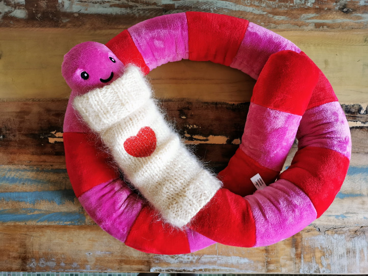 Cuddle Buddy Extraordinaire: The Giant Worm Plush in Chic Knitted Sweater - 200cm of Pure Fun!