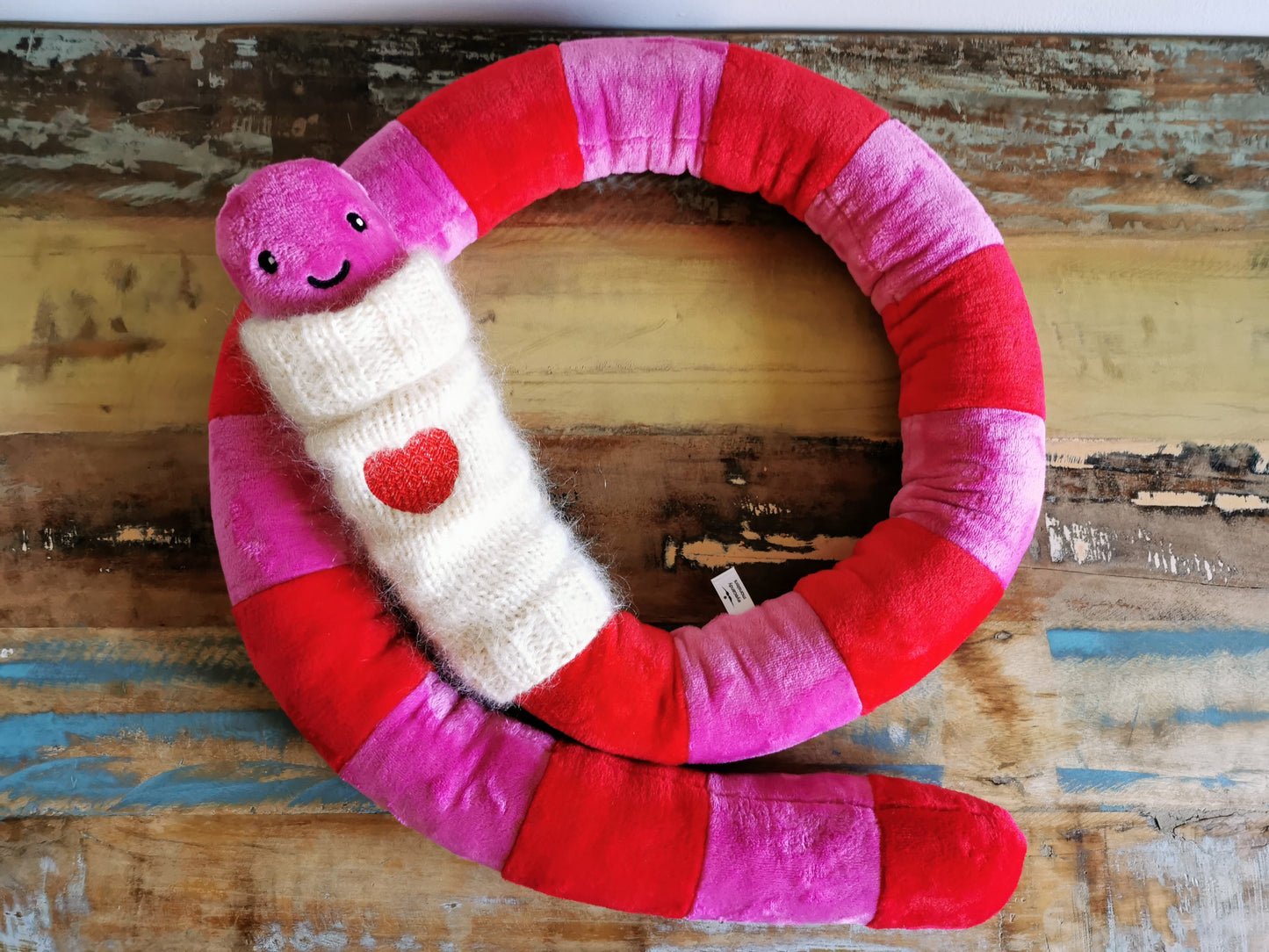 Cuddle Buddy Extraordinaire: The Giant Worm Plush in Chic Knitted Sweater - 200cm of Pure Fun!