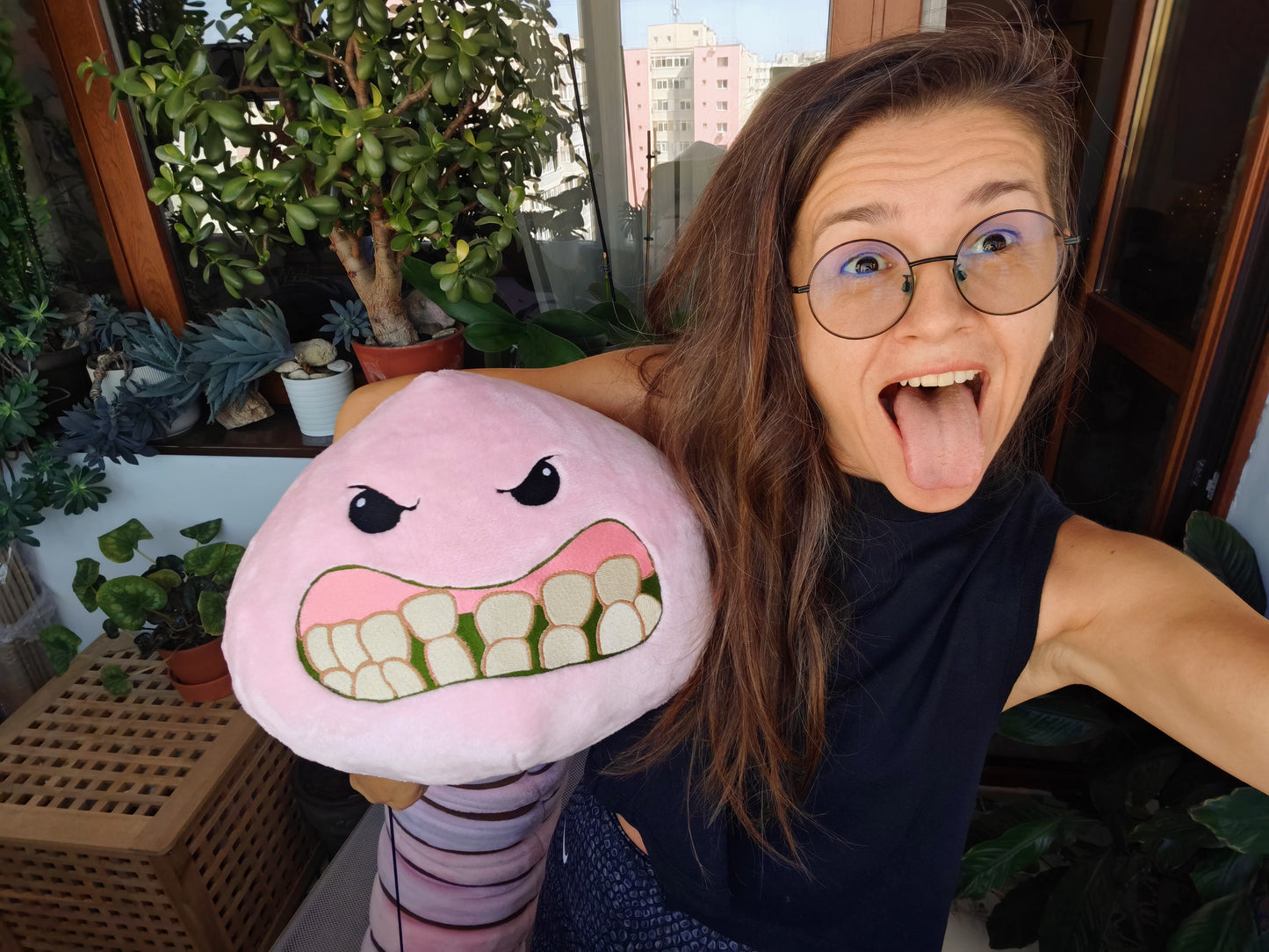 Alaskan Bull Worm plush, pink chubby giant worm plush Cosplay inspired by SpongeBob SquarePants series, 170cm