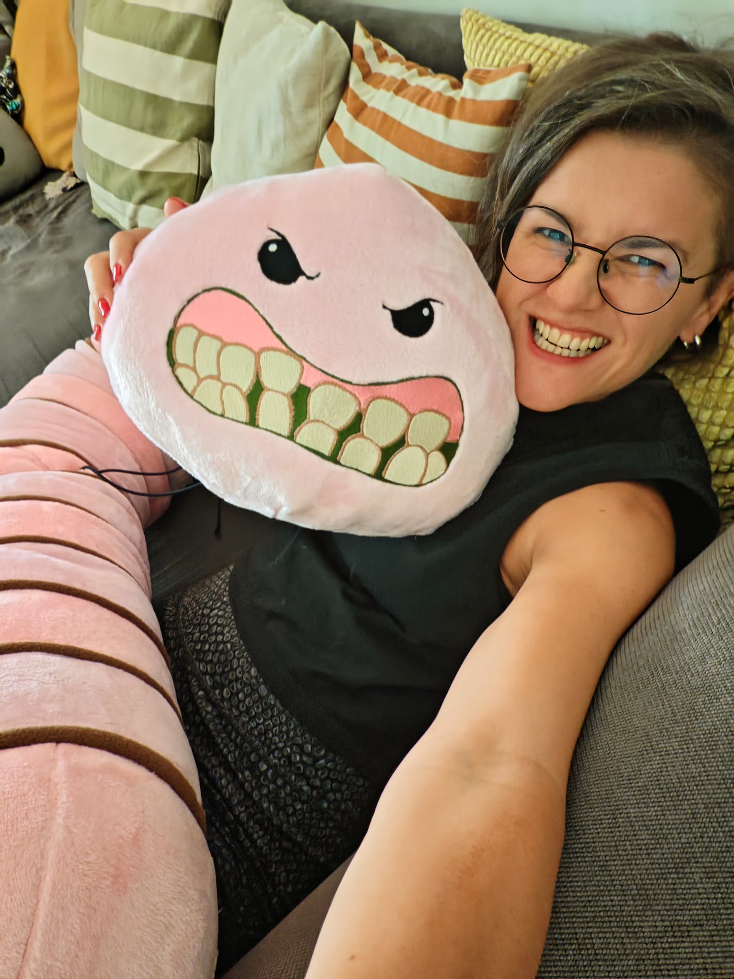 Alaskan Bull Worm plush, pink chubby giant worm plush Cosplay inspired by SpongeBob SquarePants series, 170cm