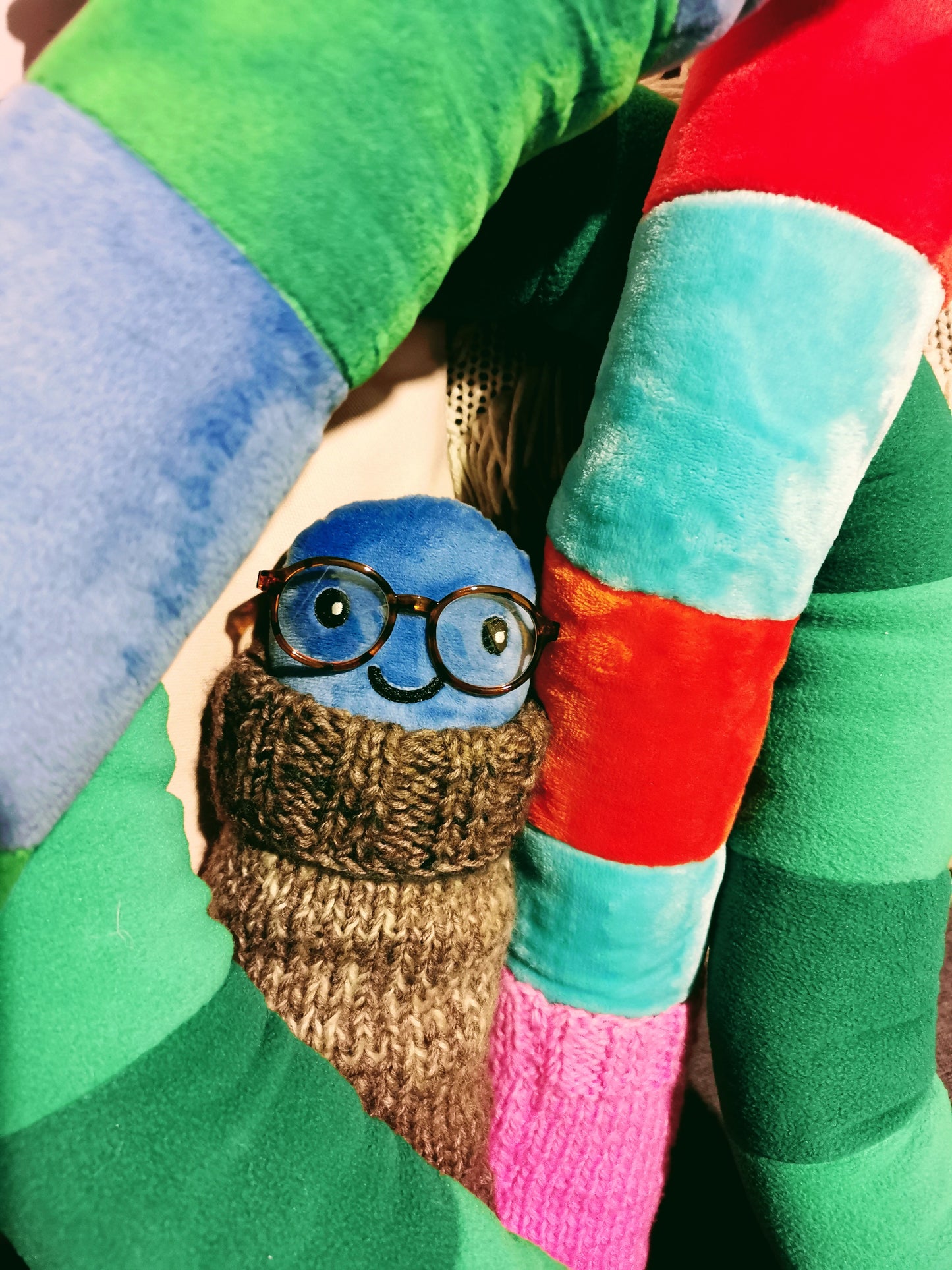 Vierme extra lung de pluș cu pulover tricotat pe gât, vierme friguros cu pulover gros, verde-albastru 200cm, creatură amuzantă, iubitor de îmbrățișare, jucărie de colecție originală